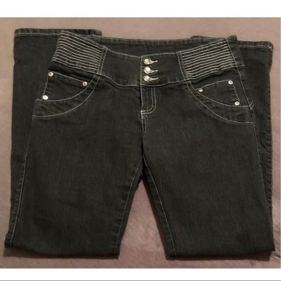 VENUS- Clear Jewel Buttons Jeans - Picture 2 of 9